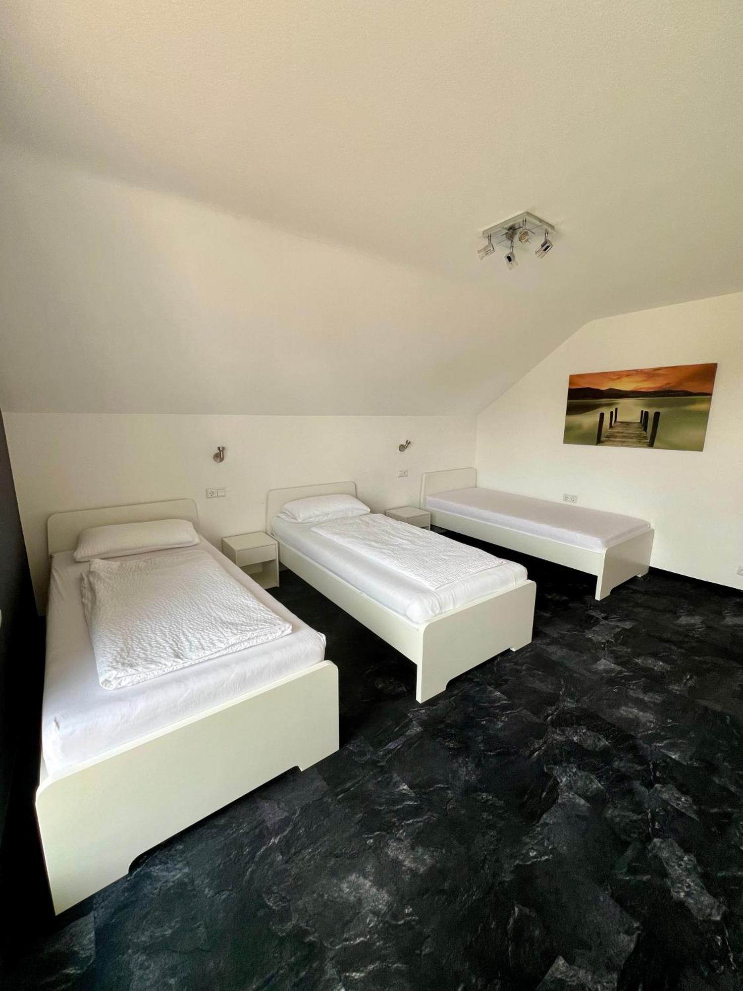 Ferienwohnungen Zur Elz - Traumhafte 160 Qm Wohnung Mit Pool Und Garten Naehe Des Europaparks 卡伯尔-格拉芬豪森 外观 照片
